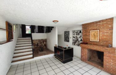 RESIDENCIA 1 PLANTA CON AMPLIO JARDÍN Y TERRAZA