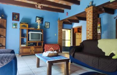 CASA CON LOCAL ZONA CON TODOS LOS SERVICIOS