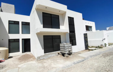 CASA NUEVA 2 PLANTAS 4 RECÁMARAS CON TERRAZA