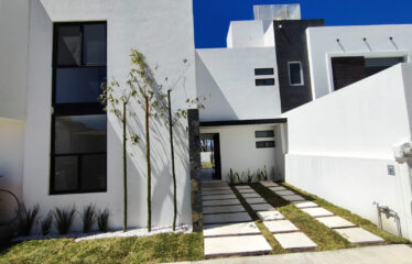 CASA NUEVA 2 PLANTAS CON TERRAZA EN FRACC. PRIVADO